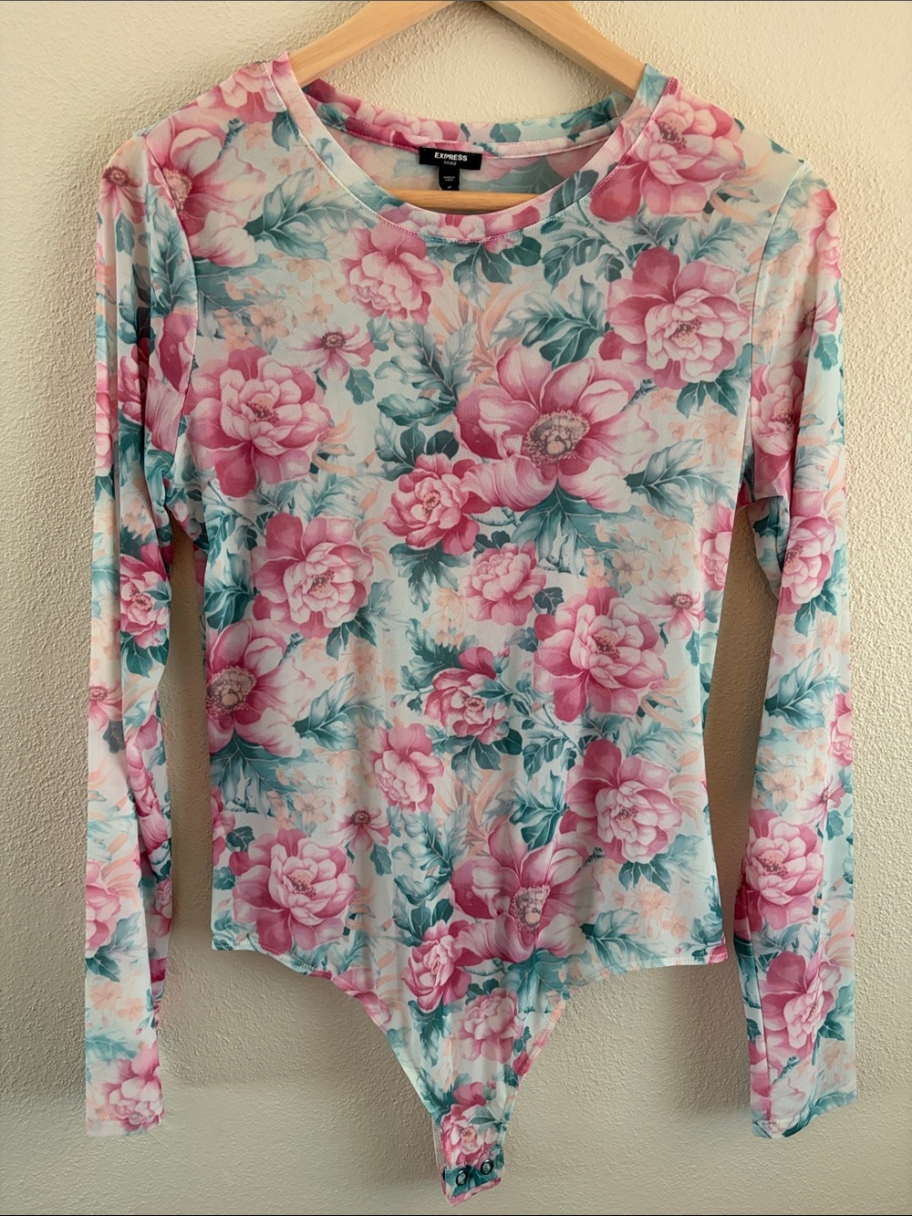Express fitted sheer floral long sleeve bodysuit | size medium